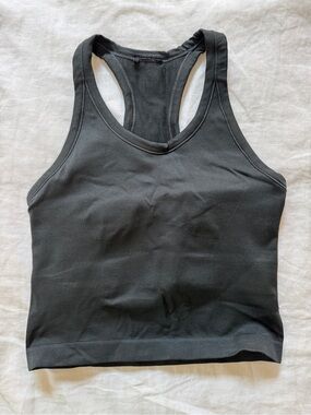LNDR Muscle Crop Tank with built in bra